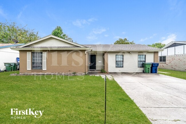 Building Photo - 1302 Greencove Dr