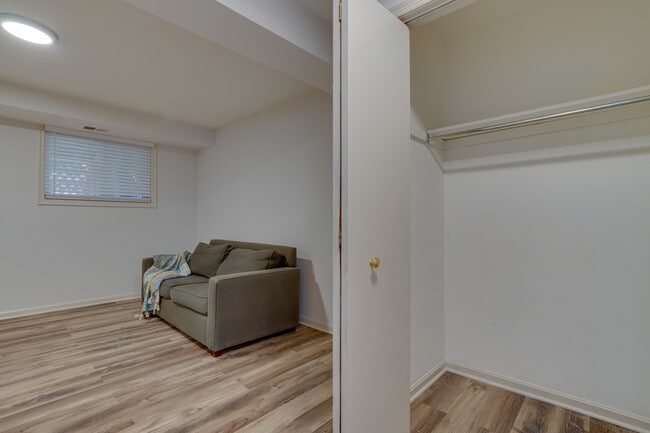 Building Photo - 8032 St Annes Ct
