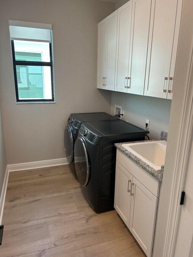 Building Photo - 13504 Bernoulli Wy