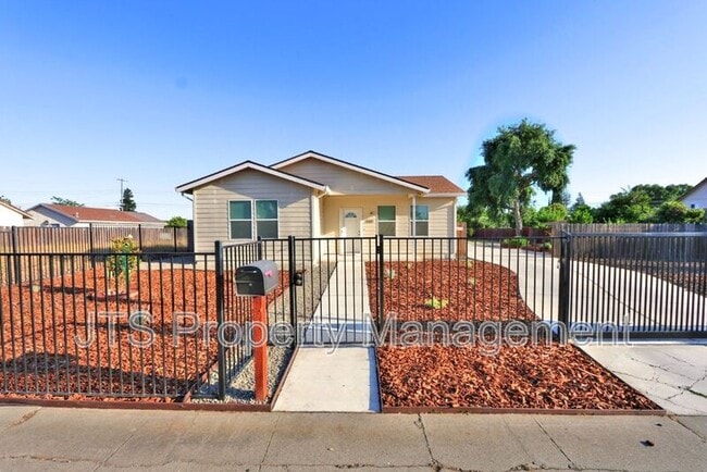 Primary Photo - 2500 51st Ave