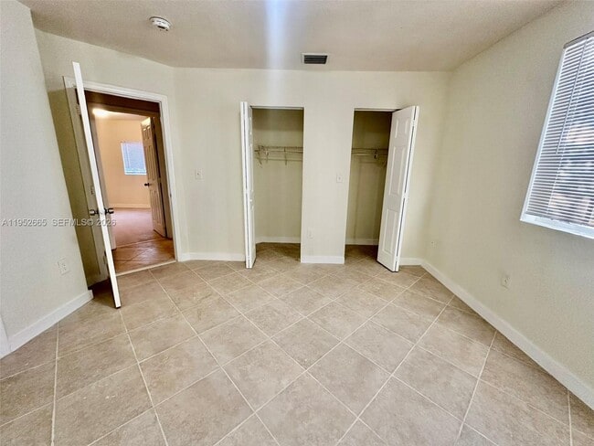 Building Photo - 6320 NW 1st Pl