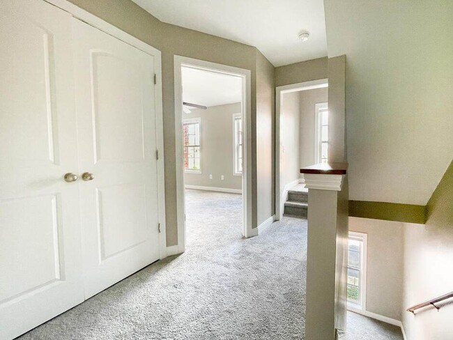 Building Photo - 1141 Unity Dr