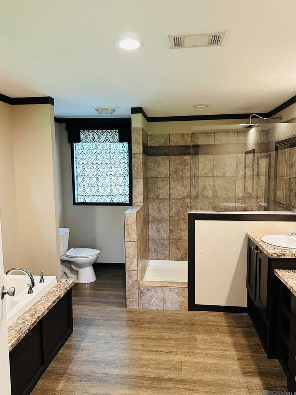 Building Photo - 36363 Big Oak Dr