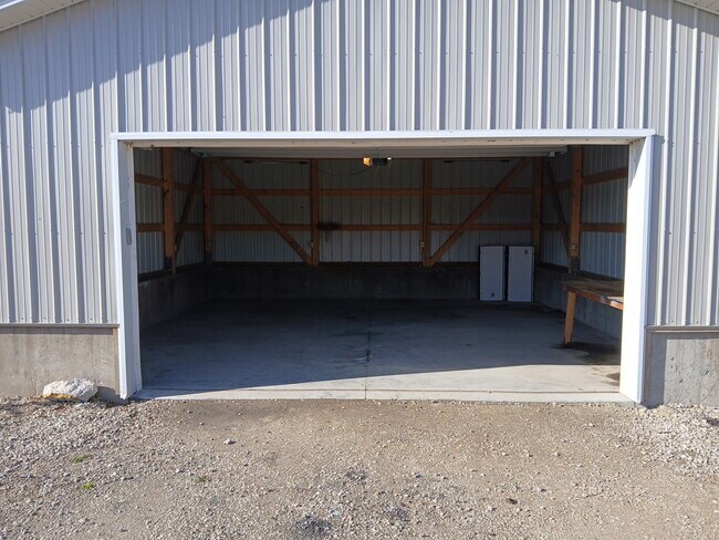 Building Photo - 19221 Old US Hwy 75