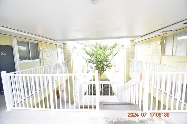 Building Photo - 1301 S Howard Ave