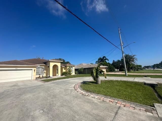 Building Photo - 368 NW Bayshore Blvd