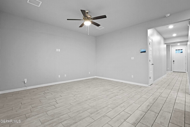 Building Photo - 11133 Blazing Star Pl