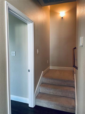 Building Photo - 3007 Pinecrest Dr