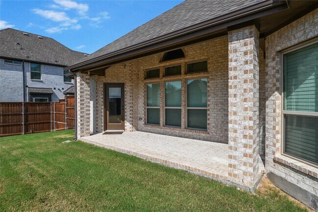 Building Photo - 1611 McMaster Ln