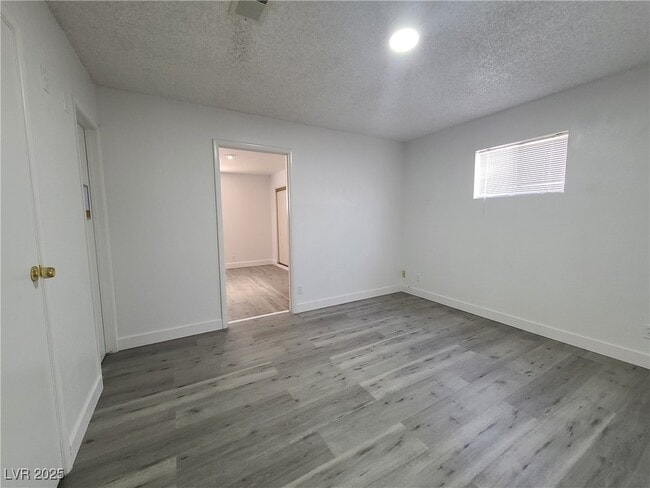 Building Photo - 5520 E Manse Rd