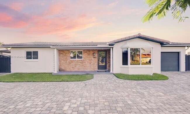 Primary Photo - 1804 SW 102nd Ct