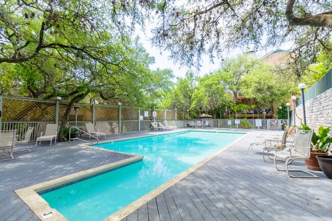 Building Photo - South Austin Gem: Cozy 2BR Home with Stunning Downtown Views, Minutes from Barton Creek Greenbelt!