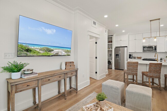 Building Photo - 18 Playalinda Court