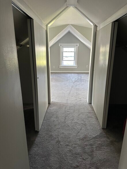 Building Photo - 32 Stinson Pl