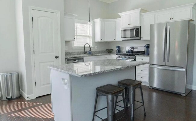 Building Photo - 550 Ridgeville Crossing Dr