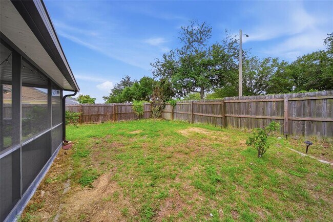 Building Photo - 10617 Opus Dr