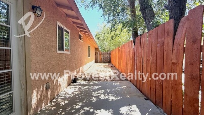 Building Photo - 16397 Spruce St