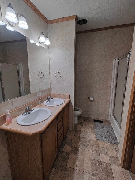 Building Photo - 336 S Moore School Rd