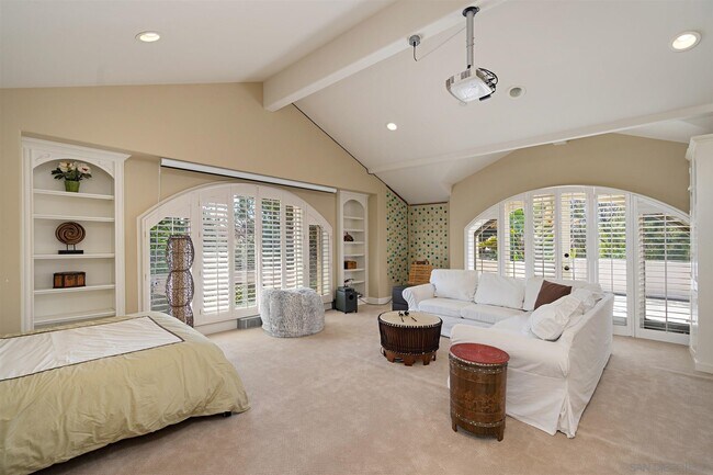 Building Photo - 16210 Via Cazadero