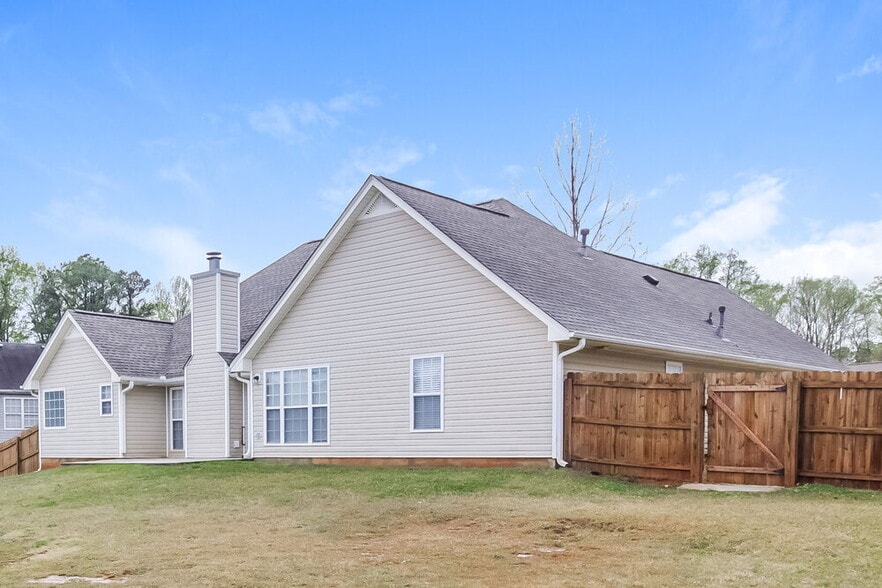 Building Photo - 20 Tavern Green