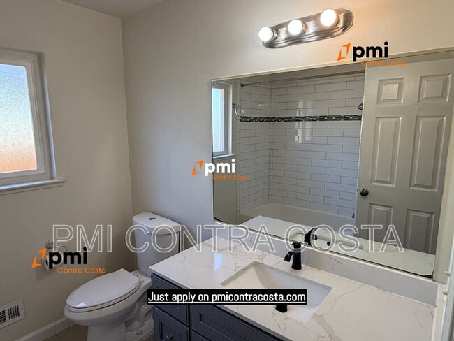 Building Photo - 1608 Norine Dr