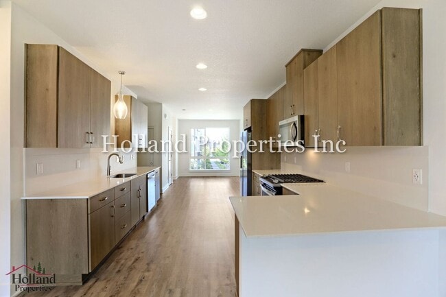 Building Photo - 12430 SW 171st Terrace