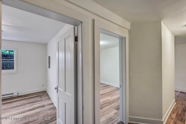 Building Photo - 144-144 Market St