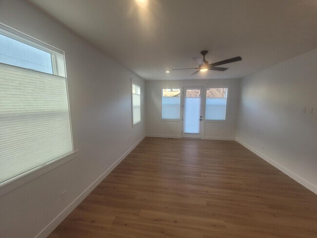 Building Photo - 1491 N Jerry Gertsch Ln