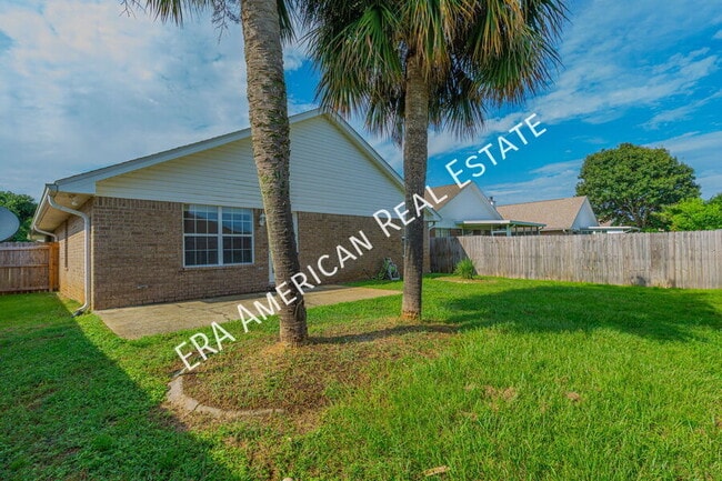 Building Photo - 9725 Leeward Way