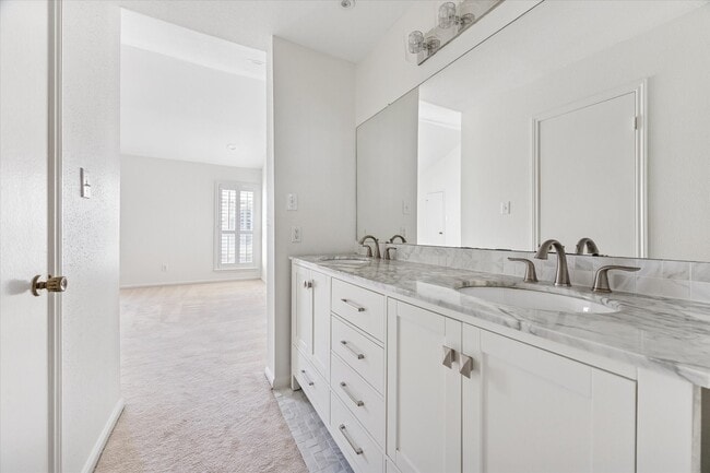 Building Photo - 1201 McDuffie St