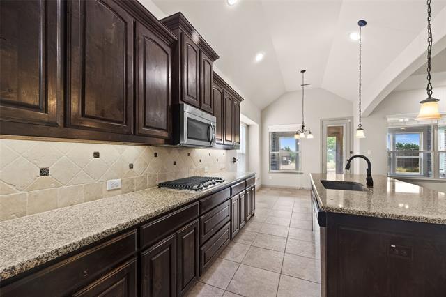 Building Photo - 586 Mountcastle Dr