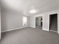 Building Photo - 543 Erin St