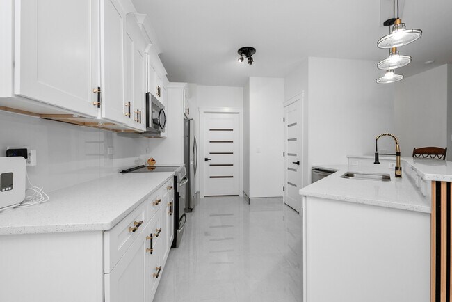 Building Photo - 8120 Concord Ln