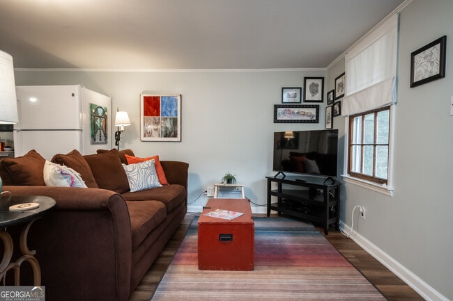 Building Photo - 290.5 Milledge Cir