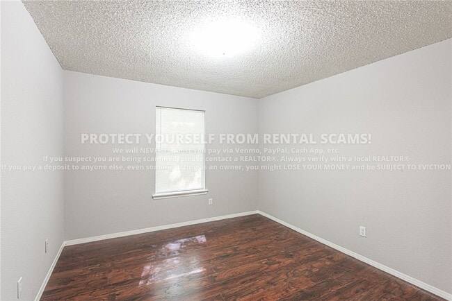 Building Photo - 1682 N Dawn Dr