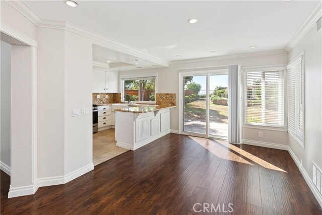 Building Photo - 21451 Sterling Dr