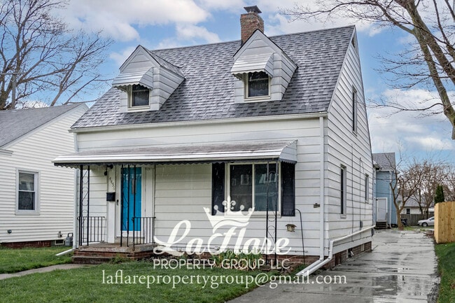 Building Photo - 4456 N Haven Ave