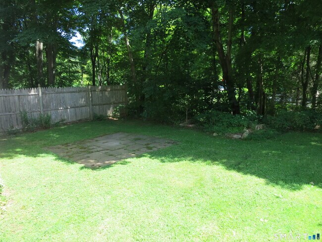 Building Photo - 16 Leesville Rd