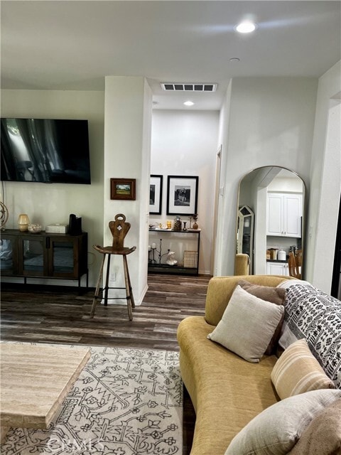 Building Photo - 180 Dorsett Ave