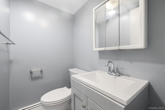 Building Photo - 78 Roosevelt Dr