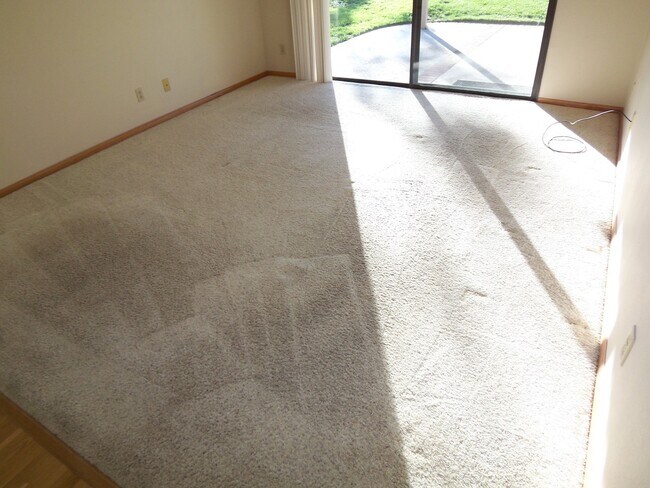 Building Photo - Charming 3Br/2Ba Single Story House W/3 Car Garage in Poway