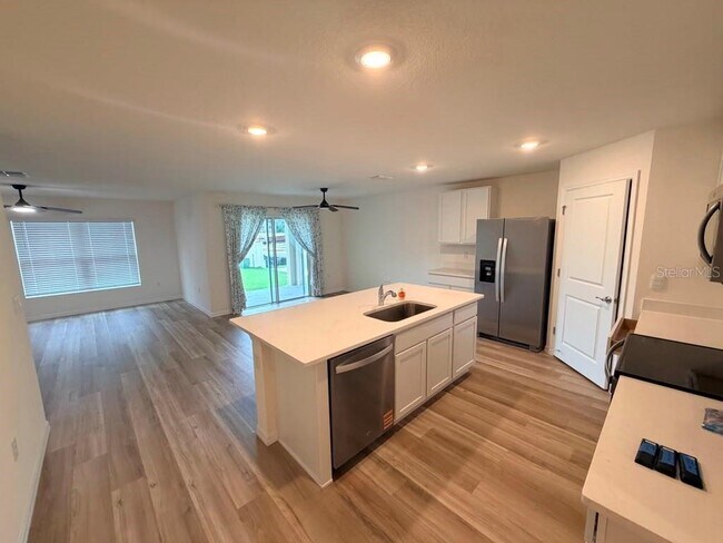 Building Photo - 4163 SW 53rd Ln Rd