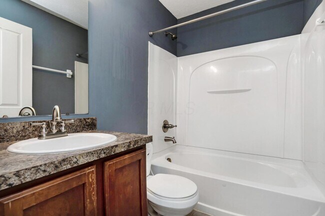 Building Photo - 6479 Walnut Fork Dr