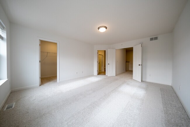 Building Photo - 20053 62nd Pl