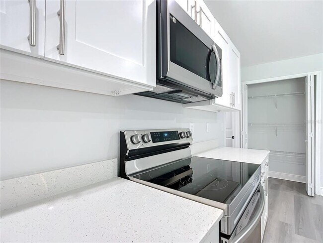 Building Photo - 13609 Markhan St