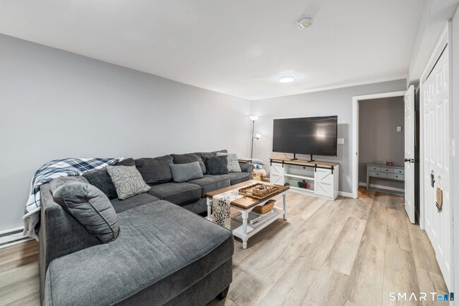 Building Photo - 103 Martin Rd