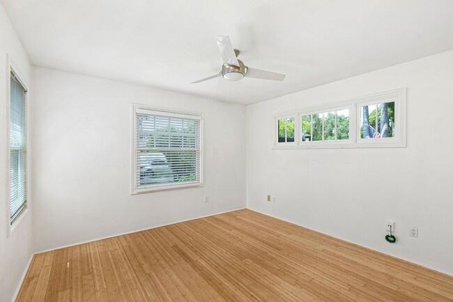 Building Photo - In the heart of the Coronado Village!