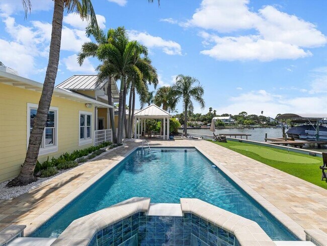 Building Photo - 1828 Venetian Point Dr