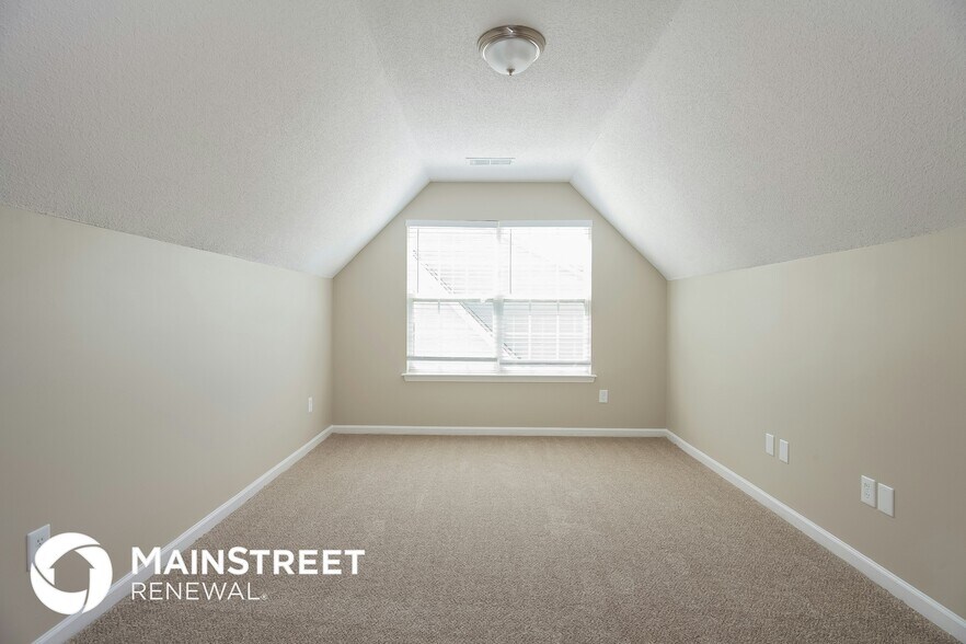 Building Photo - 11200 Amber Glen Dr