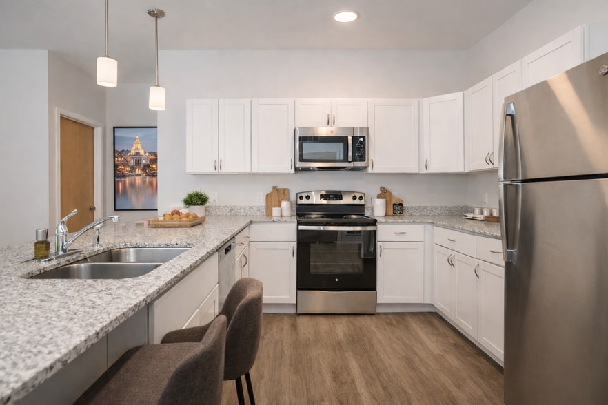 Building Photo - The Meadowlands